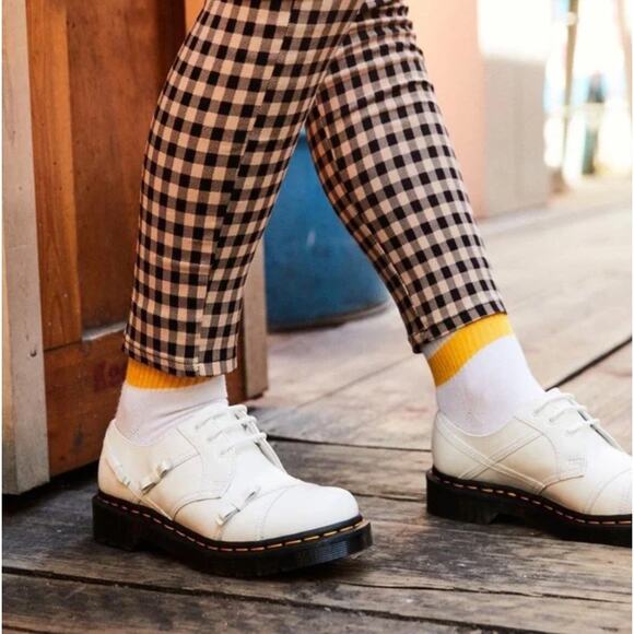 DR. MARTEN 1461 Bow Smooth Leather White Oxford Shoes Sz US 9 L $180 - Picture 1 of 7